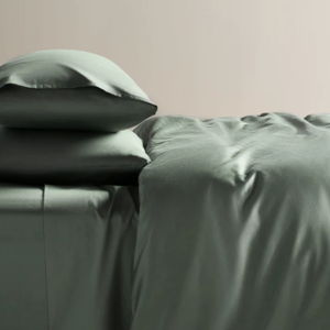Luxe Sateen Core Sheet Set- Botanical Green