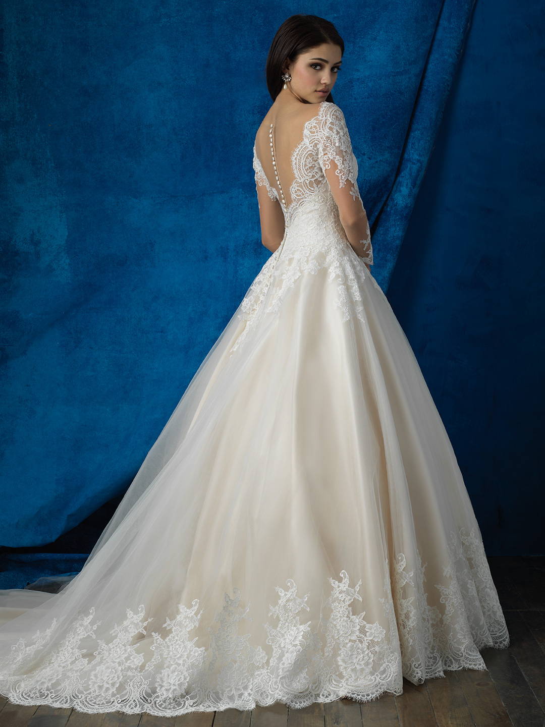 ALLURE  WEDDING DRESS 9366