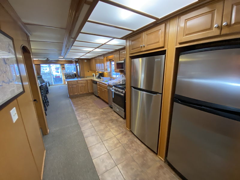 Boat Image 10