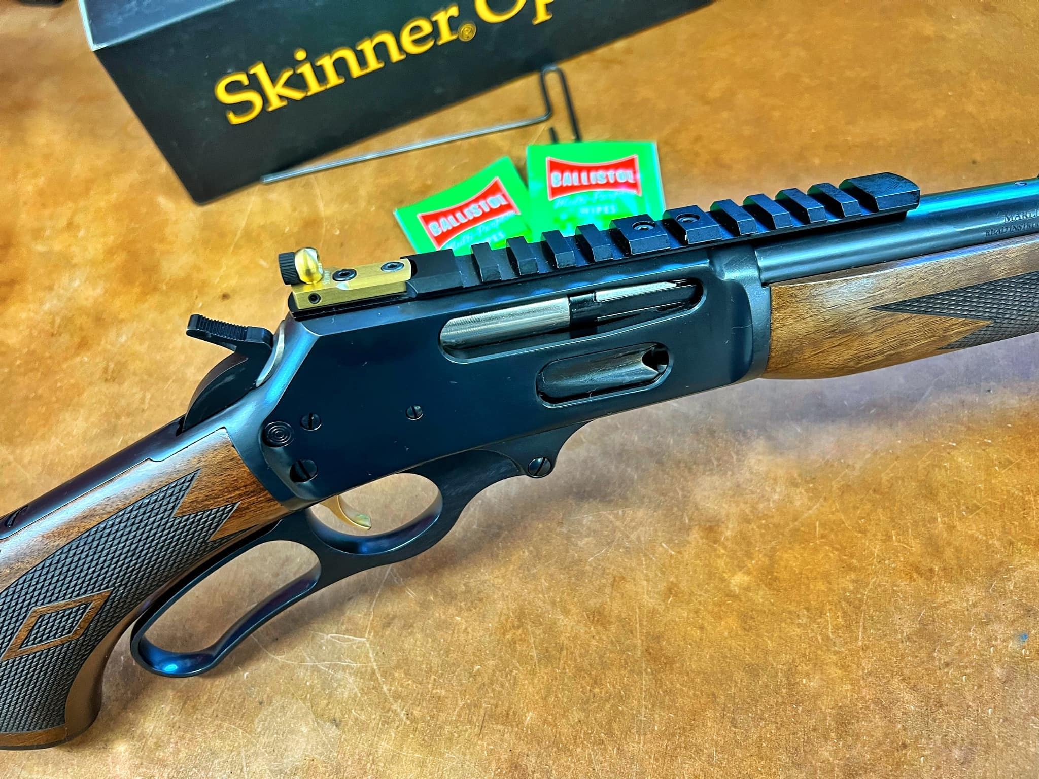 Picatinny Rail with Integrated Peep