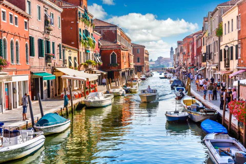 Excursion to Burano from Venice with free time to explore the island