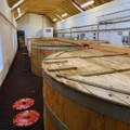 Cuves de fermentation Washbacks de la distillerie Tobermory sur l'île de Mull dans les Hébrides intérieures d'Ecosse