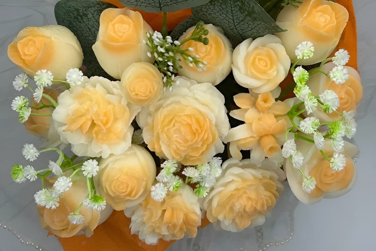 Coconut & Mandarin Soap Flower Handbag Bouquet/Arrangement - Image 2