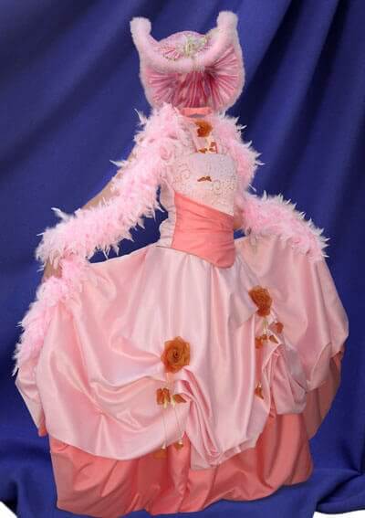 PSD исходник для монтажа в Фотошоп - девочка в красивом платье