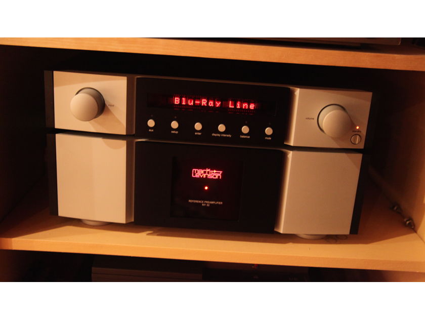 Mark Levinson No 52 2-chassis preamp