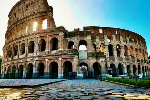 Rome: Colosseum, Roman Forum & Trajan's Market Exterior Tour