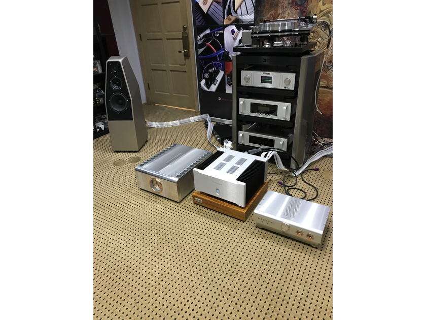 Esoteric A02 amplifier, silver. Excellent condition