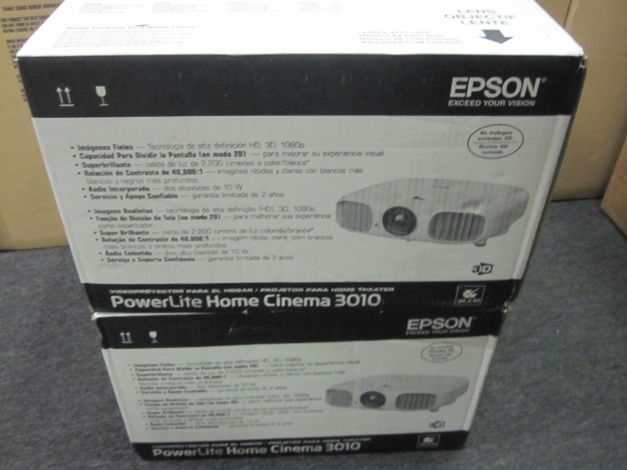 Epson cinema 3010  3D projector Brand New with glasses