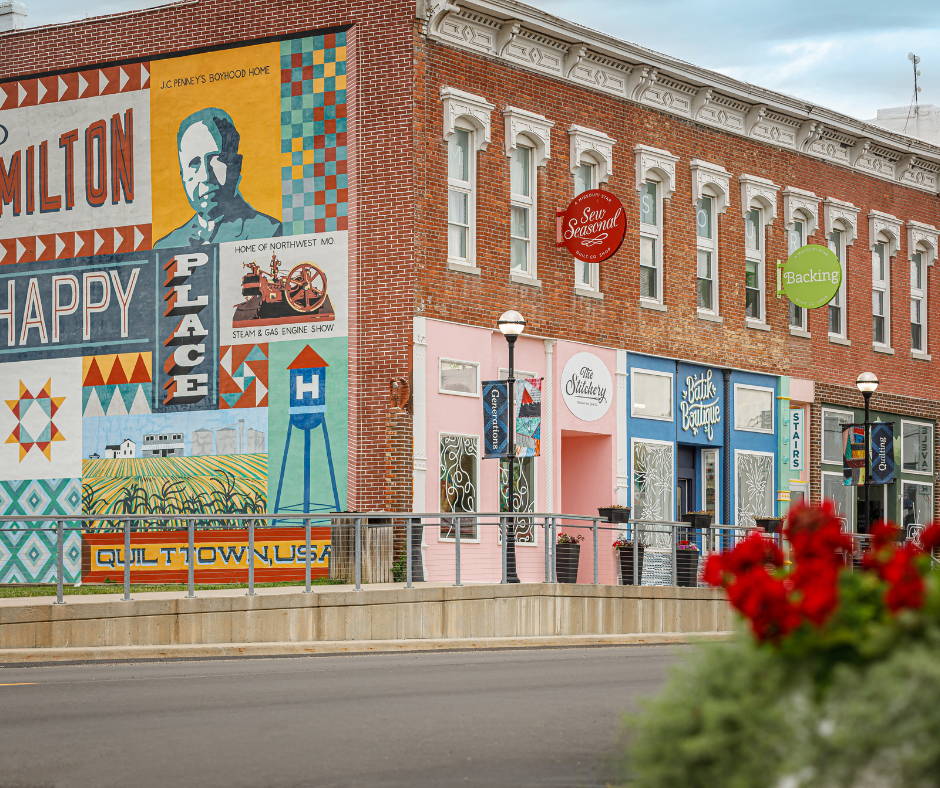 street view of the stitchery and batik boutique on davis street in hamilton mo