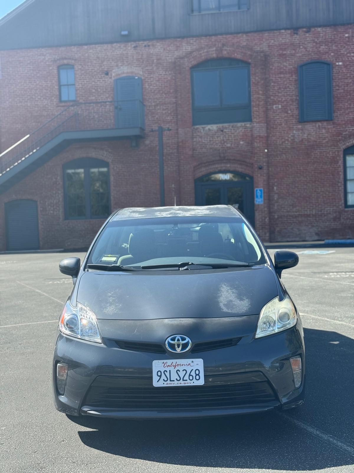 Toyota Prius Hybrid 2015 thumbnail