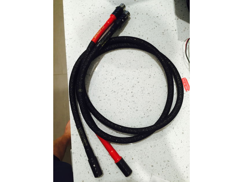 Stealth Audio Cables Metacarbon int 1.0m Metacarbon XLR cables