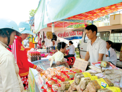 Vietnamese manufacturers work with distributors