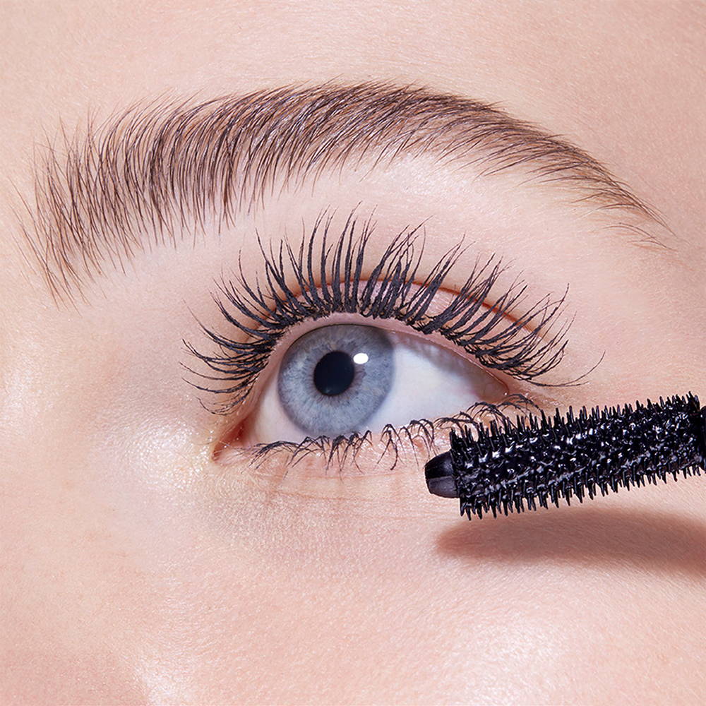 Application mascara volume