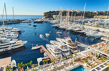  Cannes
- E&V_yacht.jpeg