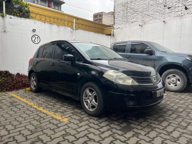 Nissan Tiida Visia Plus 2008