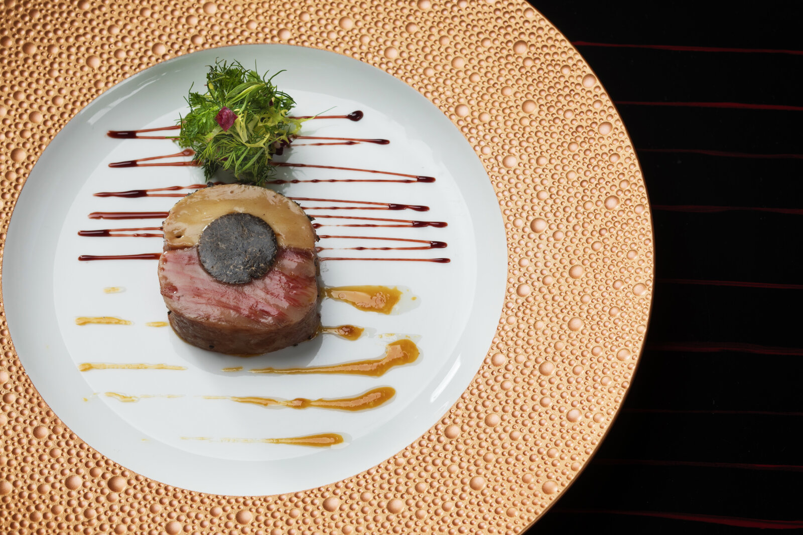 LAtelier de Joel Robuchon Uploaded on 2021-12-22