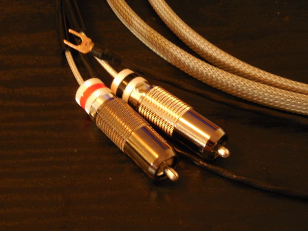 SILVER Phono / Turntable Cable RCA to RCA  1 Meter