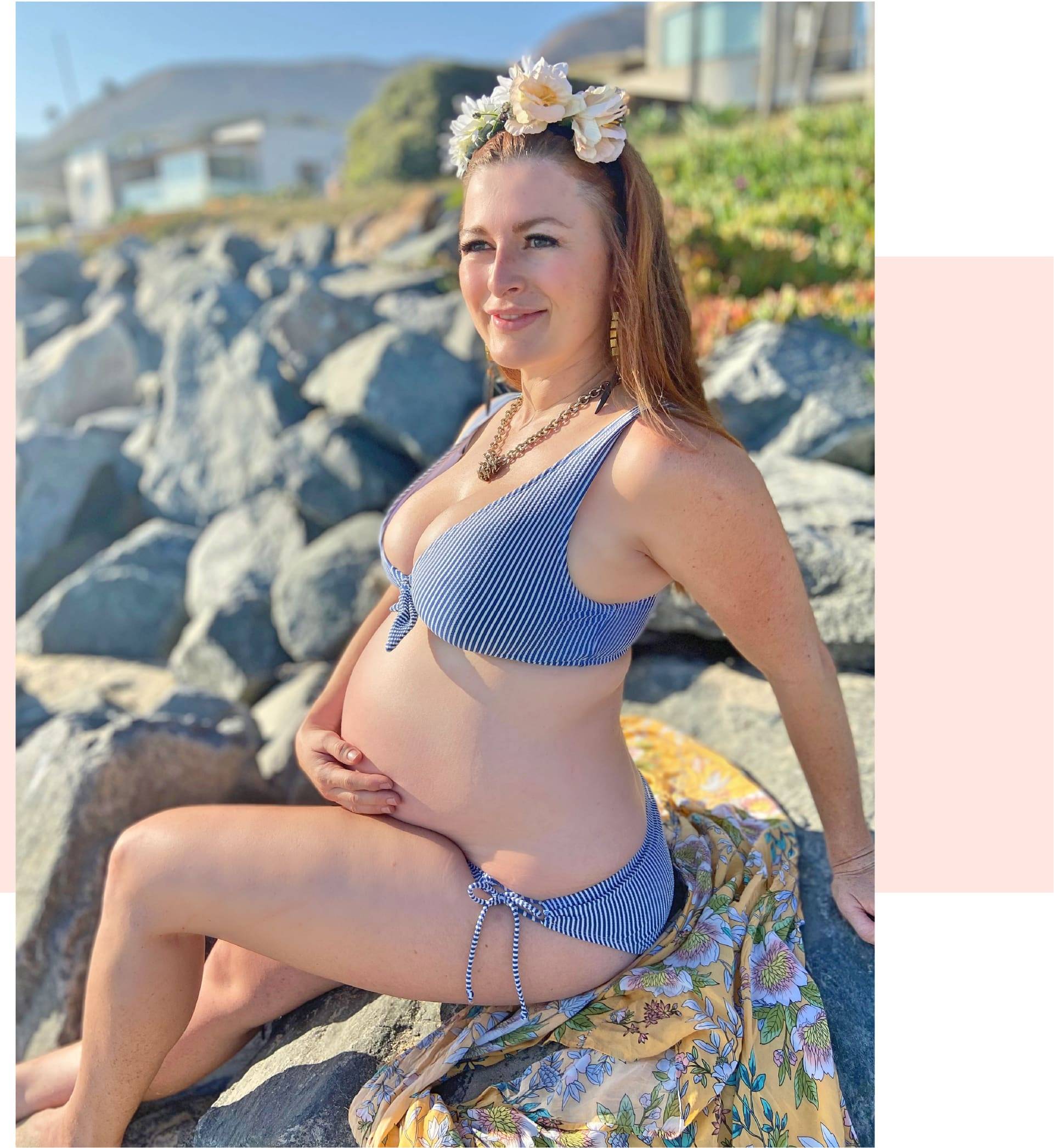 Rachel Reilly is wearing SKYE's Sophia top and Angelina bottom from the Saint-Tropez collection, and the Nelly kimono from the Penelope collectoon.