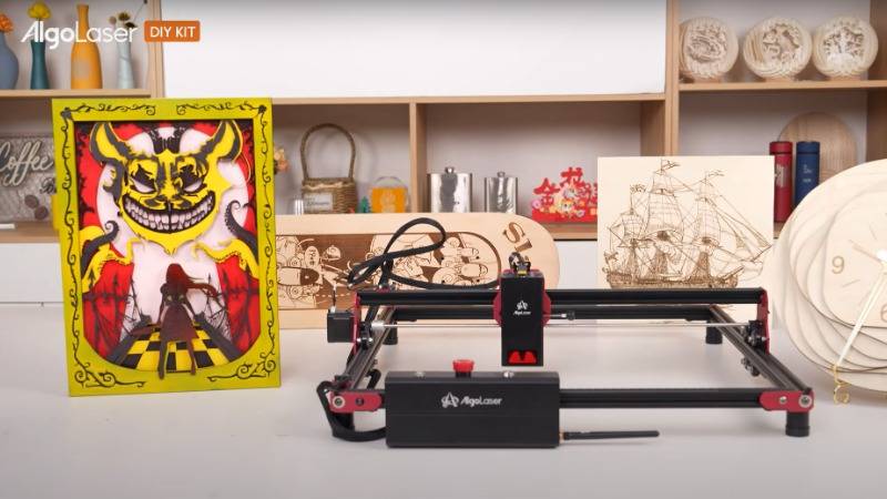 Laser Engraver Cutting Plywood to Make Anime Stacked Carvings 06
