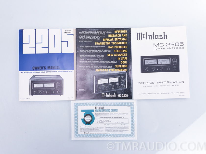 McIntosh  MC2205 Vintage Stereo Power Amplifier; MC-2205 w/ Walnut Case (2946)