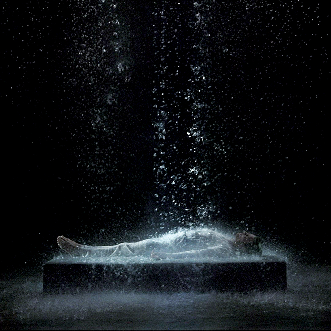 Imagen fija del video arte de Bill Viola para el Proyecto Tristán