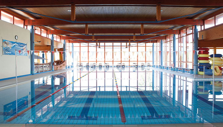 bg wonnemar sonthofen erlebnisbad innen schwimmerbecken