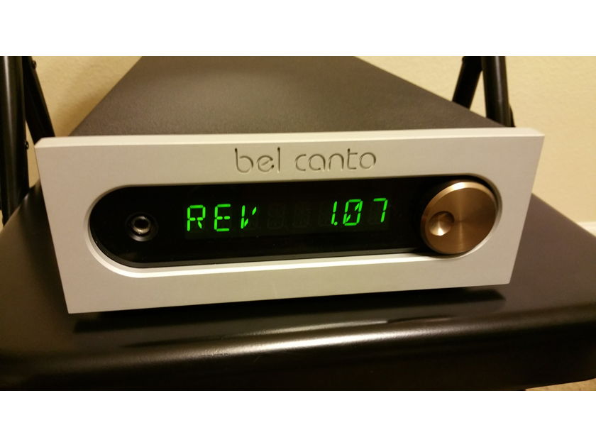 Bel Canto Design DAC2.5 (DAC, headphone amp, stereo preamp), very good condition!