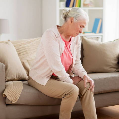 Woman with knee pain