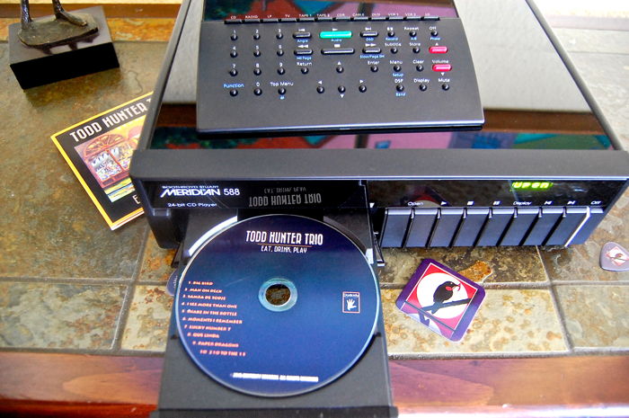 Meridian 588 24 bit CD player