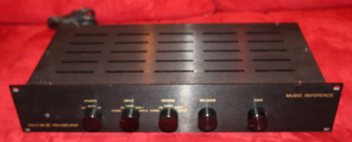 Music Reference RM-5 MKIII Tube Preamplifier w/phono