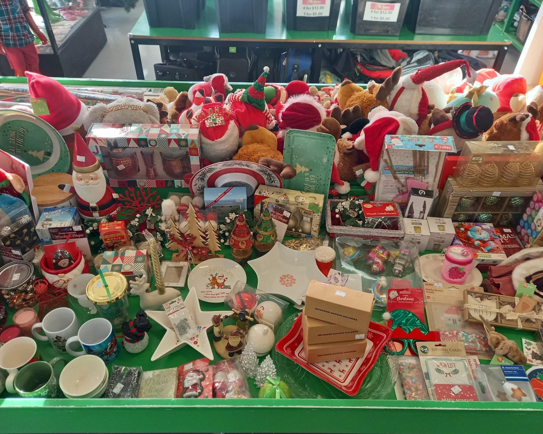 1-World Charity Shop - Image 5