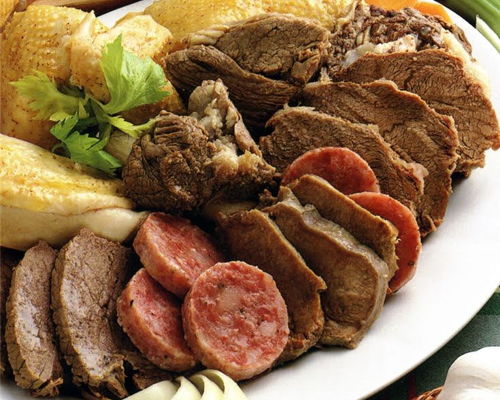 Food experiences Castello di Annone: His Majesty the Bollito: a taste of Piedmontese tradition