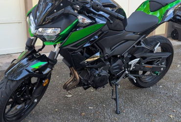 2022 KAWASAKI Z400 ABS motorcycle for rent near San Antonio, TX