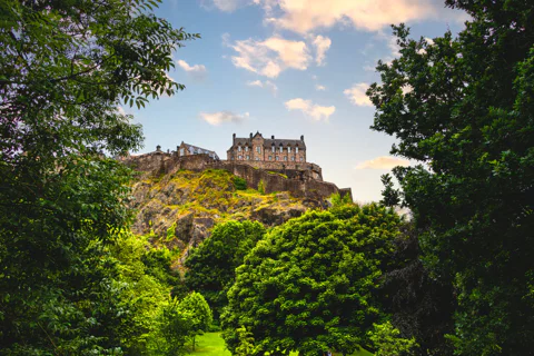 Harry Potter Wizard Walking Tour, Kids Join Free