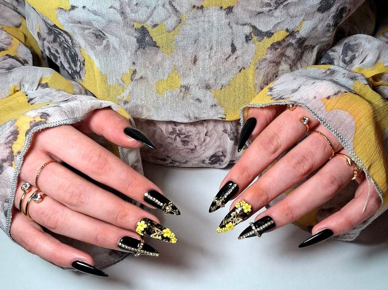 Renezing Nails - Image 6