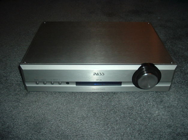 Pass Labs XP-10 Front view
