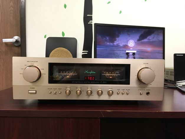 Accuphase E-260 Integrated Amplifier