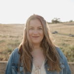 Holly Arnold