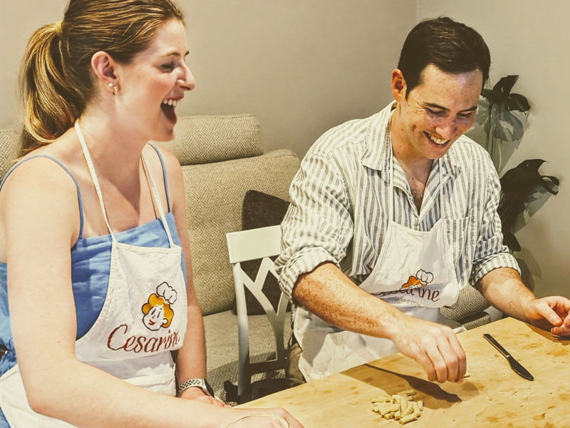 Cours de cuisine Giorgilorio: Soirée entre panzerotti et orecchiette : la cuisine des Pouilles