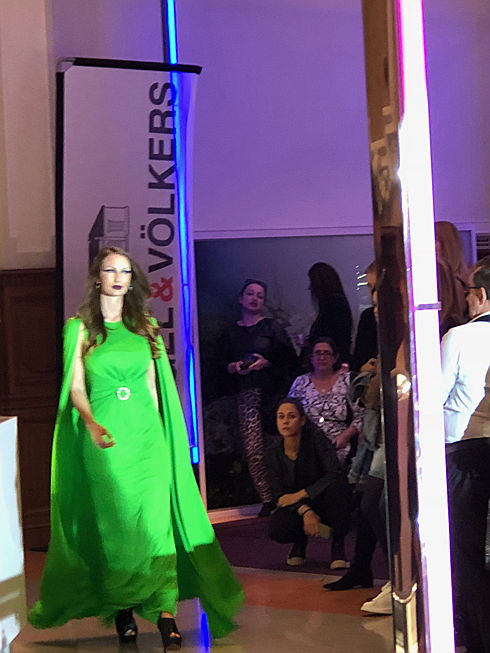  Budapest
- Engel & Völkers Principe Fashion Show