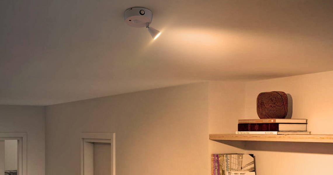 2700K Warm White LED Spotlights Wireless for Bookshelf