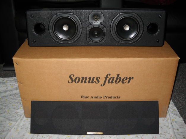 Sonus Faber Domus Center Speaker Piano Black
