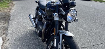 2022 TRIUMPH SPEED TWIN 1200 motorcycle for rent near Paramus, NJ