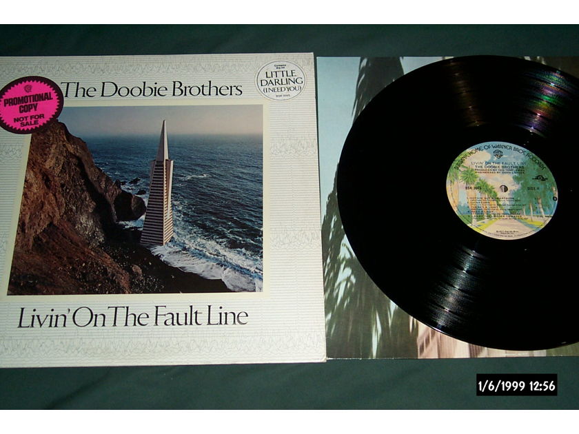 The Doobie Brothers - Livin' On The Fault Line LP NM