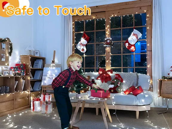 Features of Ollny's 800 leds clear cable cool white string lights - mobile size