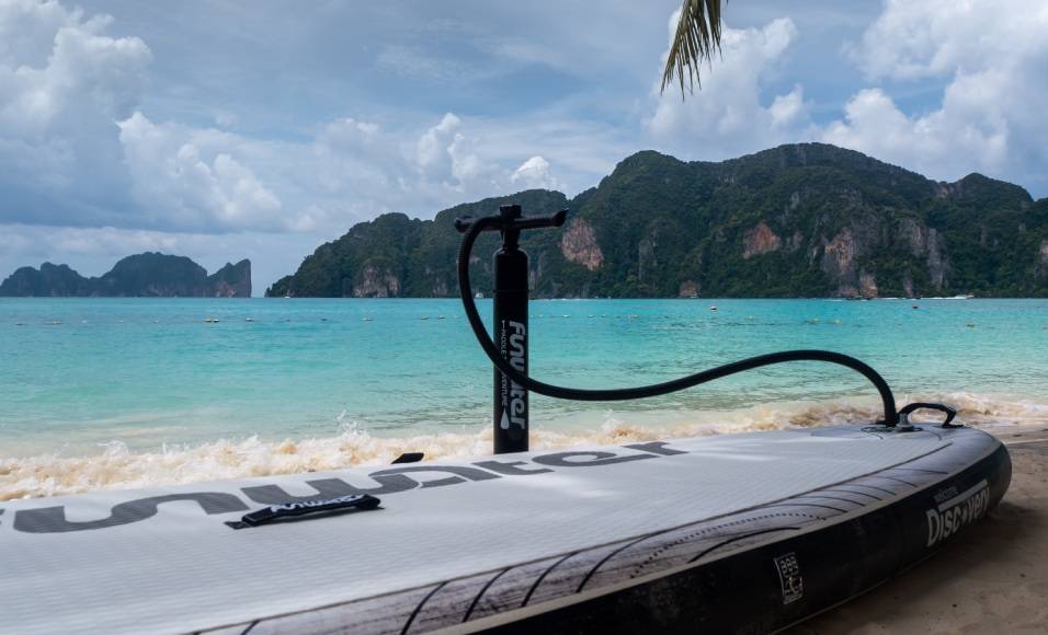 Paddle board pump is basic paddle board accessories in Canada