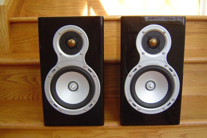 Monitor Audio GS10, Mirror-Like Piano Blac For Sale | Audiogon