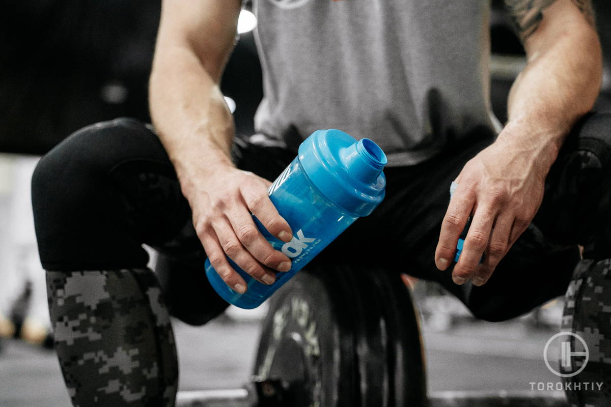 WBCM protein shaker with water
