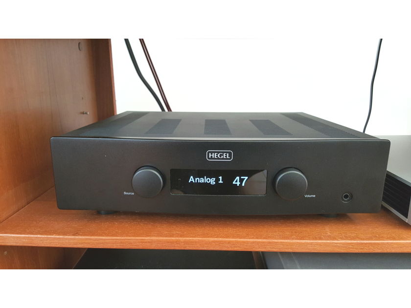 Hegel H 190 Integrated Amplifier with DAC