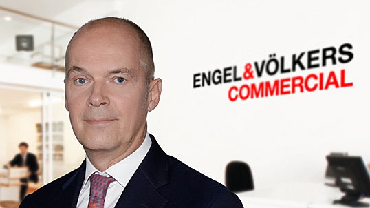  Berlin
- Nicolas Jeissing ist Geschäftsführer bei Engel & Völkers Commercial Berlin.
